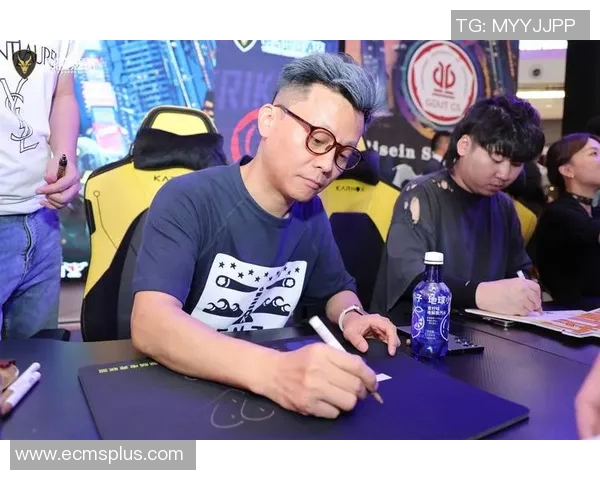 电竞比分热议CSGOJDG团队协作新策略引发的深度讨论与分析 电竞比分热议CSGOJDG团队协作新策略引发的深度讨论与分析